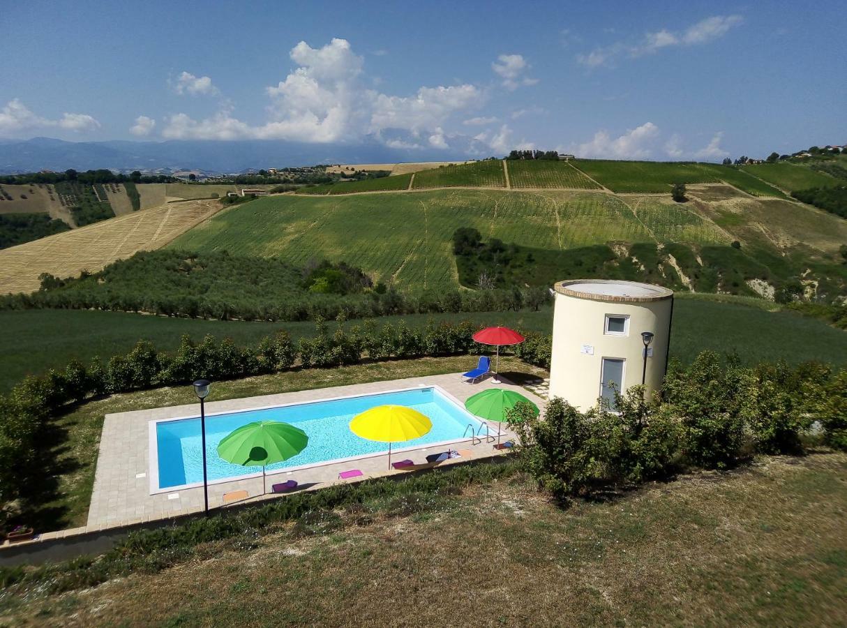 Agriturismo Terra Dei Falchi Villa Castilenti Exterior foto